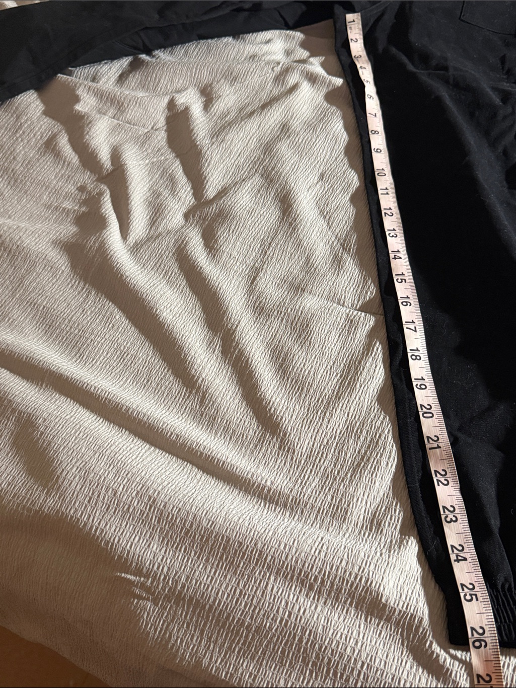 Men's Black Cargo Pants With Utility Pockets — image 7 of 8